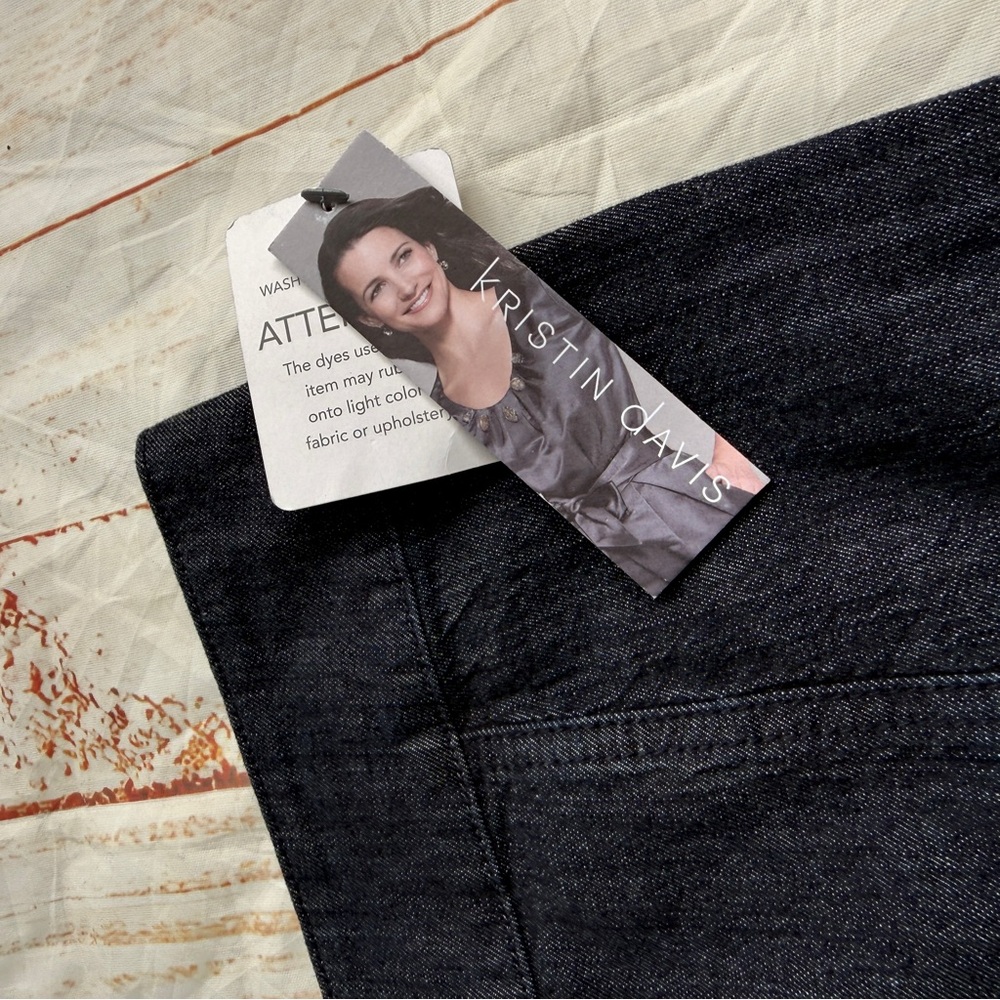 Kristin Davis | Denim Pencil Skirt | Size 6 | NWT - Picture 6 of 6